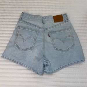 Levi’s High Loose Women’s Shorts